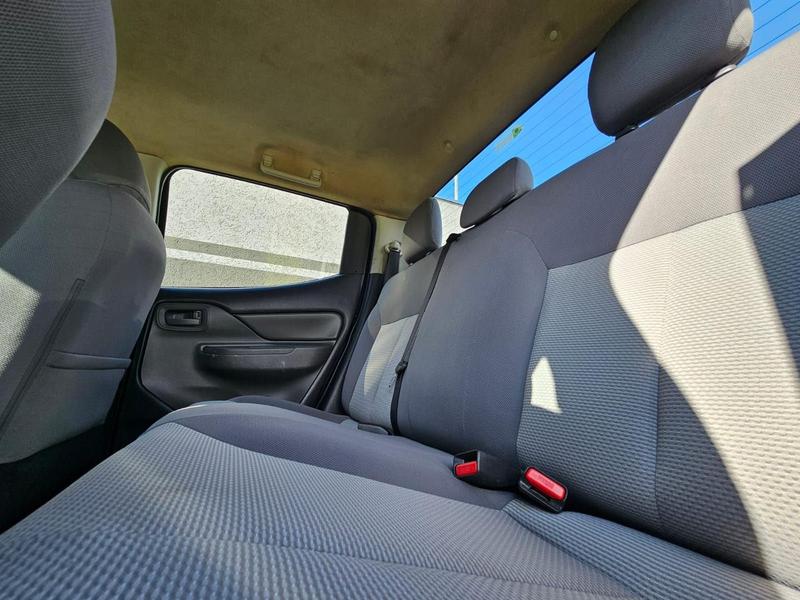 Mitsubishi L200 Triton Gl 2.4 Tb Diesel 4X4 Manual - foto 10