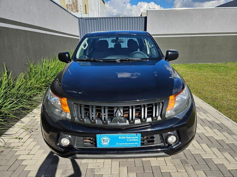Mitsubishi L200 Triton Gl 2.4 Tb Diesel 4X4 Manual - foto 2