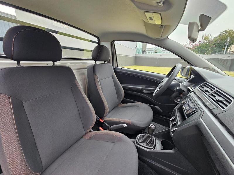 Volkswagen Saveiro Robust 1.6 Total Flex 16V - foto 8