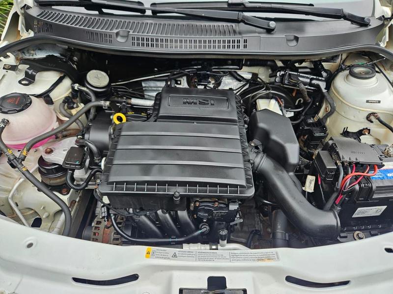 Volkswagen Saveiro Robust 1.6 Total Flex 16V - foto 14