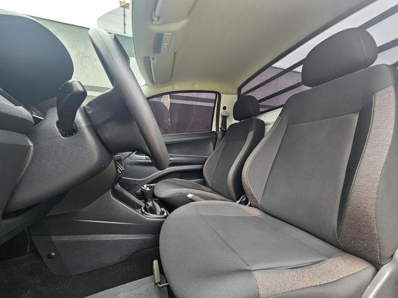 Volkswagen Saveiro Robust 1.6 Total Flex 16V - foto 9