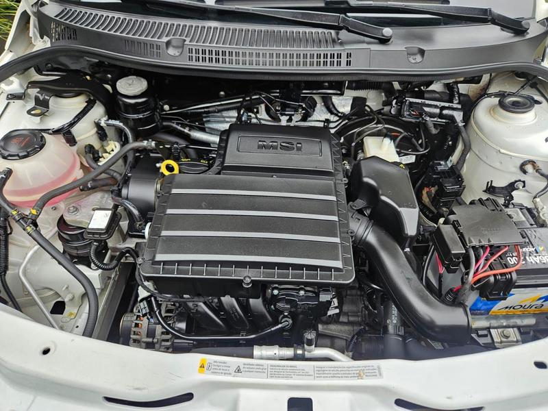 Volkswagen Saveiro Robust 1.6 Total Flex 16V - foto 14