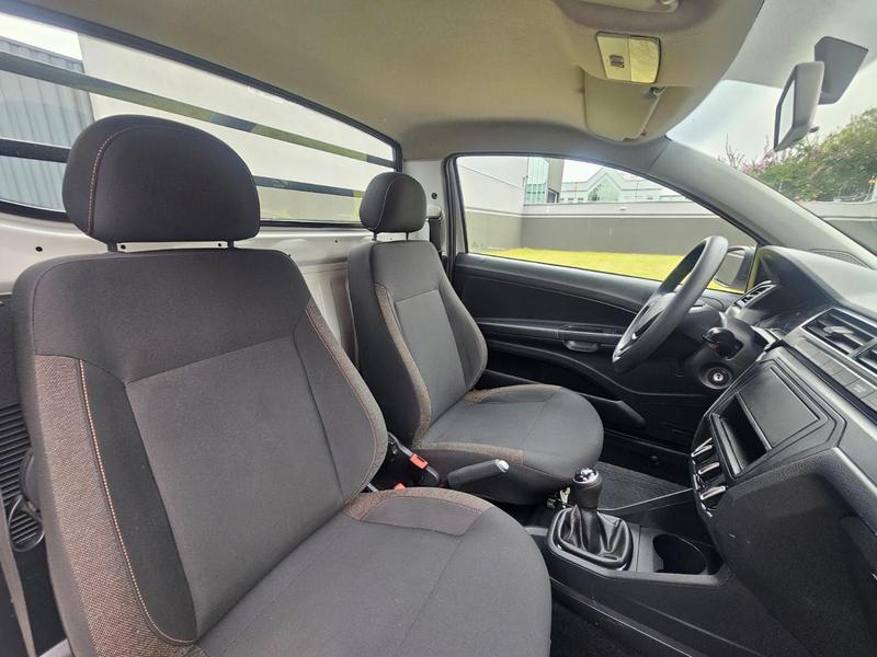Volkswagen Saveiro Robust 1.6 Total Flex 16V - foto 9