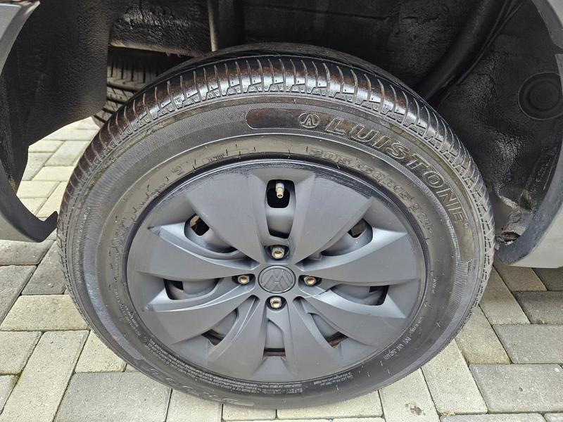 Volkswagen Saveiro Robust 1.6 Total Flex 16V - foto 11