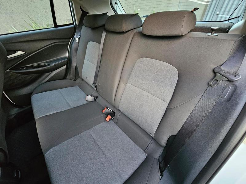 Chevrolet Onix Hatch 1.0 12V Flex 5P Mec - foto 10