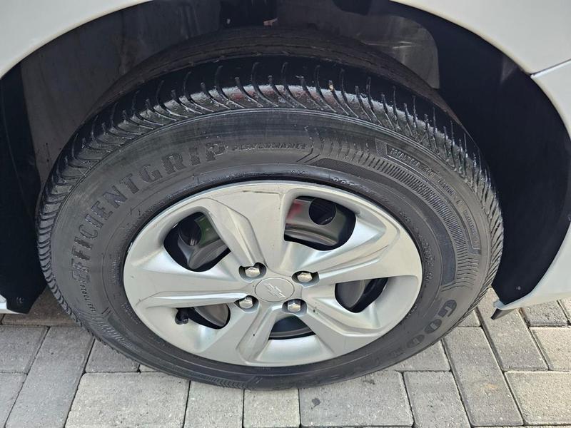 Chevrolet Onix Hatch 1.0 12V Flex 5P Mec - foto 14