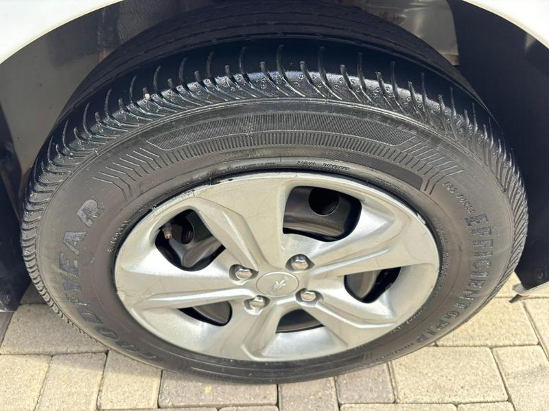 Chevrolet Onix Hatch 1.0 12V Flex 5P Mec - foto 14