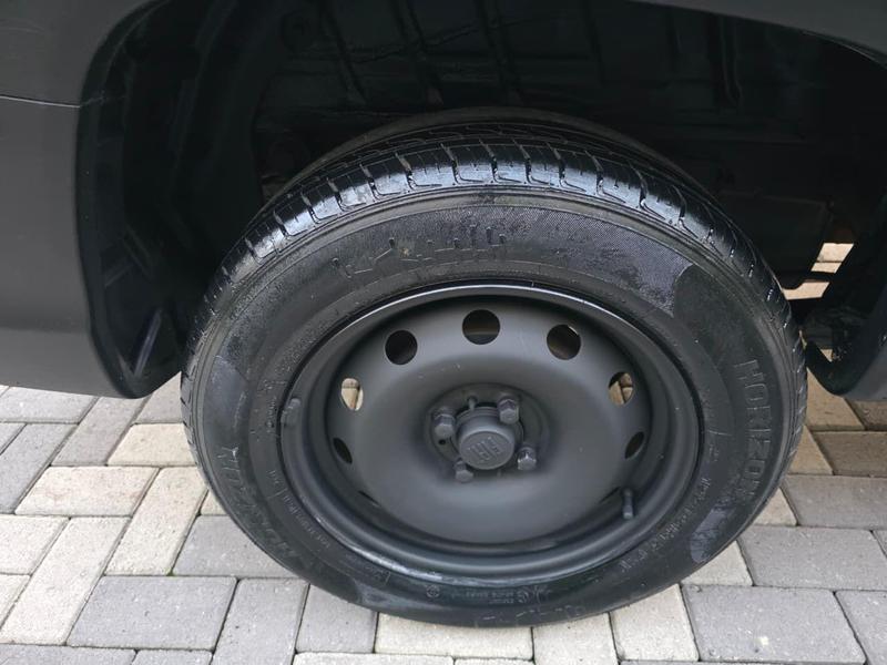 Fiat Strada Endurance Cs 1.4 Flex Manual - foto 14