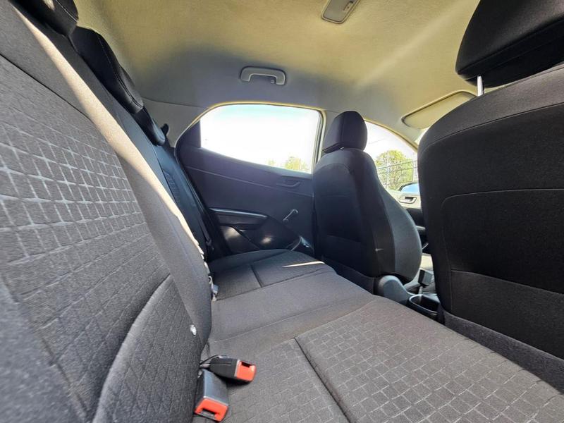 Hyundai HB20S 1.0 Flex 12V Mec. - foto 9