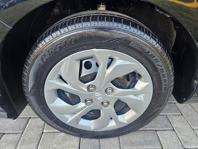 Hyundai HB20S Plus 1.0 Flex 12V Mec. - foto 14