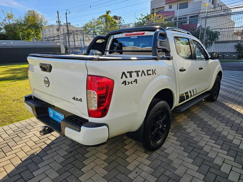 Nissan Frontier Attack 23 Biturbo 4X4 Automático - foto 4
