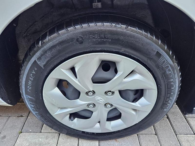 Hyundai HB20 Comfort Plus 1.0 Flex 12V Mec - foto 12
