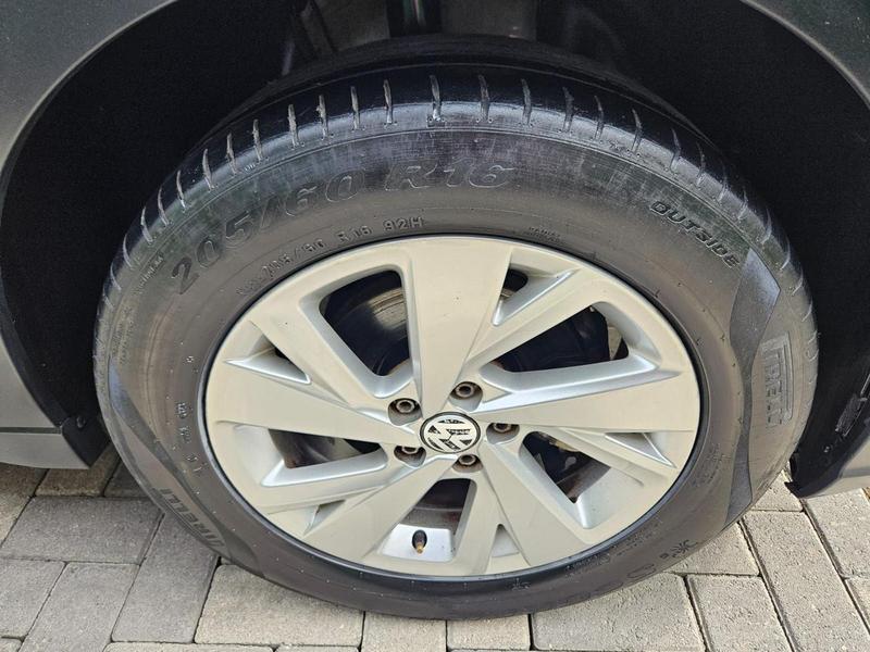 Volkswagen Nivus Comfortline 1.0 200 TSI Flex Aut. - foto 12