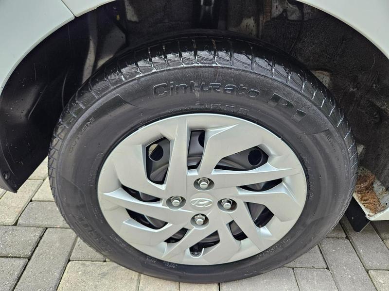 Hyundai HB20S Sense 1.0 Flex 12V Mec - foto 13