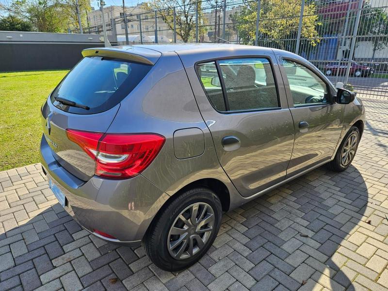 Renault Sandero Life Flex 1.0 12V 5P Mec. - foto 4