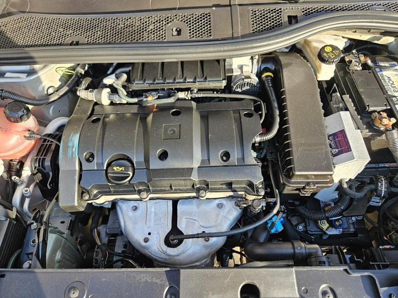Peugeot 208 Active 1.6 Flex 16V 5P Aut. - foto 12