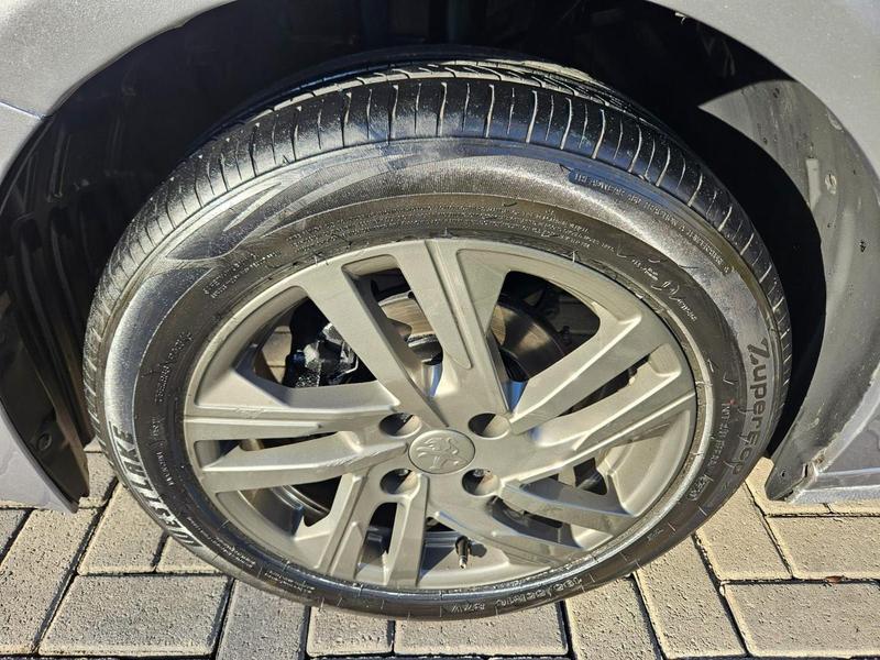 Peugeot 208 Active 1.6 Flex 16V 5P Aut. - foto 14