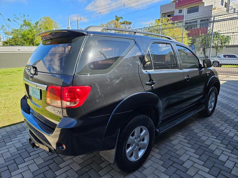 Toyota SW4 Srv 4X4 - foto 4