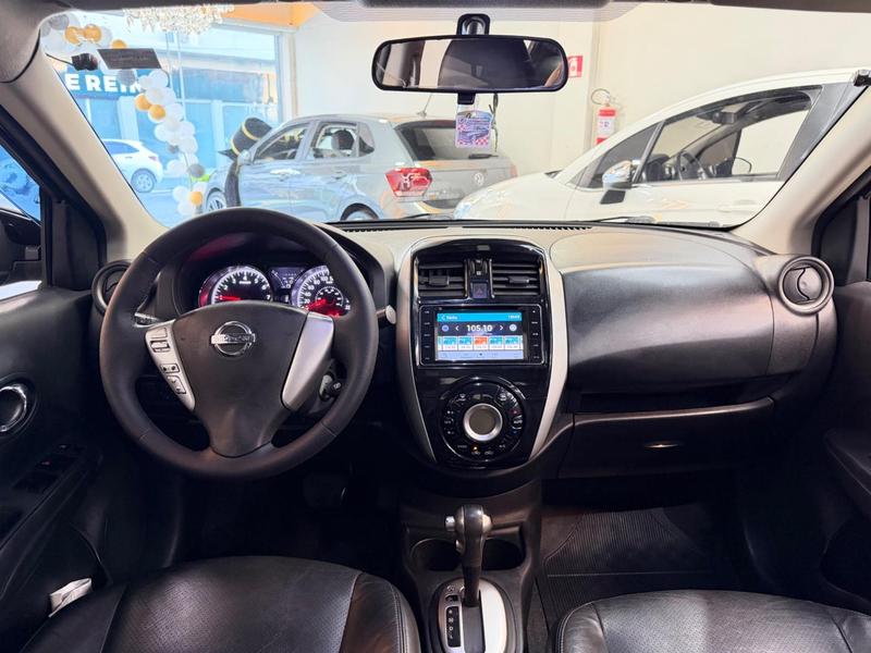 Nissan Versa 16sl CVT - foto 2