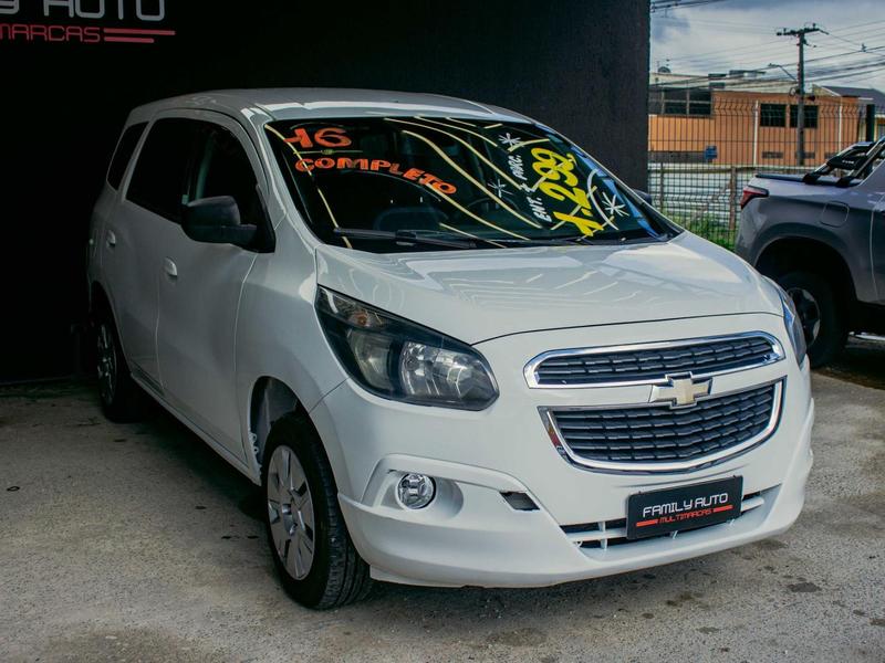 CHEVROLET SPIN 1.8L MT LT