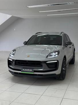 PORSCHE MACAN T