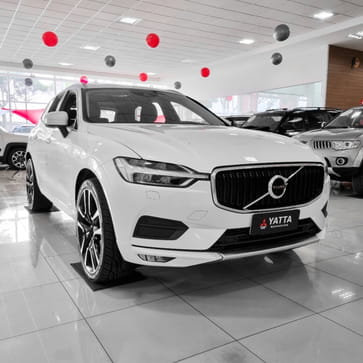VOLVO XC 60 T5 Momentum